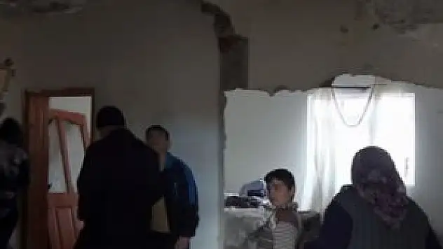 Isıtıcı kazanı patladı ev harabeye döndü