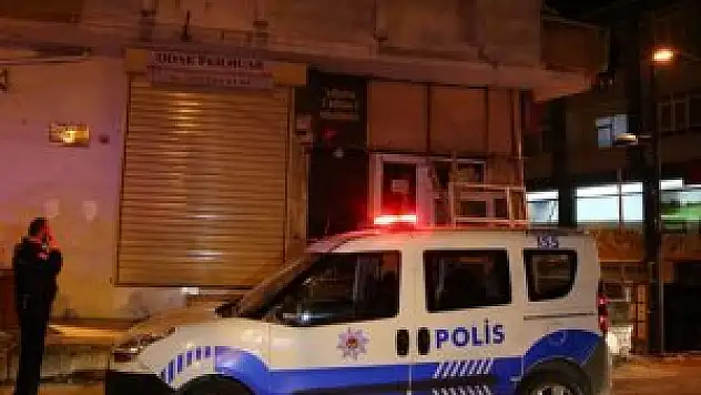 Şişli'de kıraathane sahibi tartıştığı müşterini vurdu