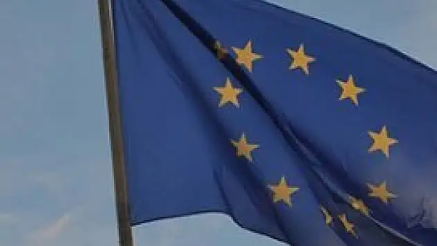 AB'den 'mümkün olan en kısa sürede seçim' çağrısı