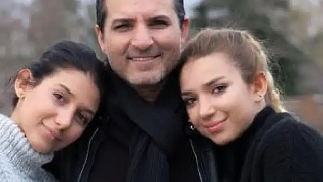 Rafet El Roman kızlarıyla küs mü?