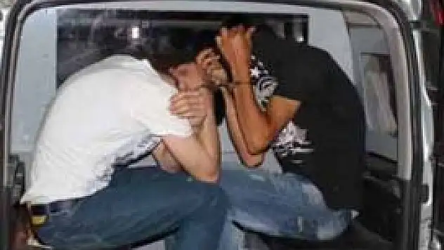 O hırsızlardan polise övgü geldi