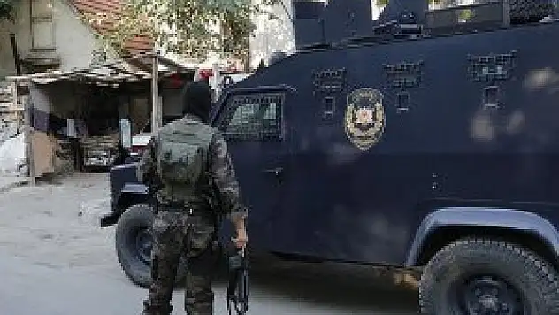 Başkentte terör operasyonu: 5 gözaltı