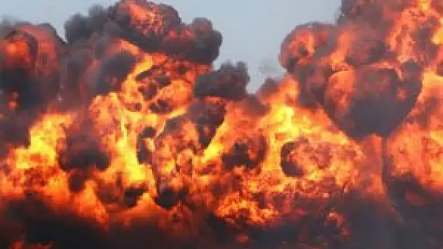 Uludere'de aracın geçişi sırasında patlama: 2 ölü, 1 yaralı