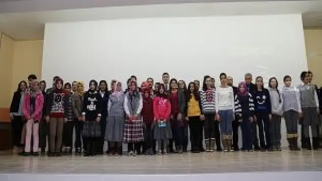 Hadim'de TEOG'da başarılı olan öğrenciler ödüllendirildi