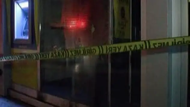 Pendik'te iş yerlerine molotoflu saldırı