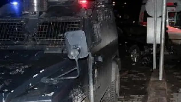 Zırhlı polis aracı kaza yaptı! 6 yaralı