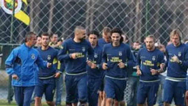 Fenerbahçe ilk maçını 19:07'de oynayacak
