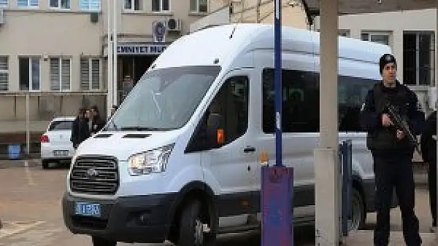 Bursa merkezli FETÖ/PDY operasyonunda 5 tutuklama