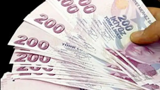 Evlenene 10 bin lira