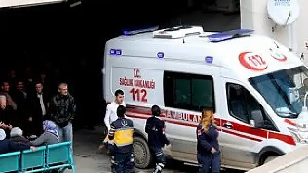 Siirt'te iki katlı ev çöktü: 3 ölü, 2 yaralı