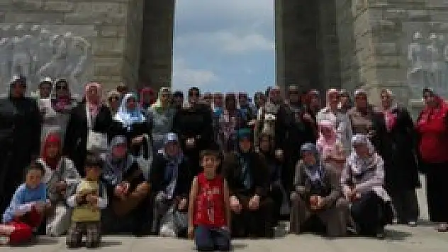 Dost Eli Derneği tarihle buluşturdu