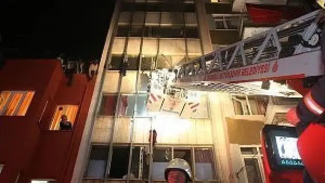 Fatih'te yangın: 10 yaralı