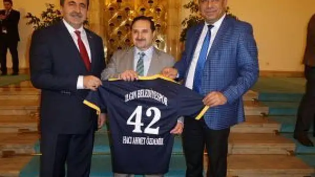 Özdemir'e Ilgınlılardan ziyaret