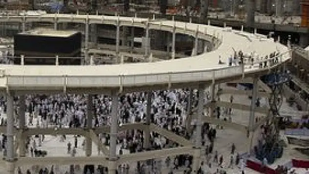 Kabe'ye yeni tavaf alanı inşa edildi