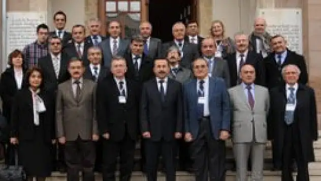 SÜ'de 9 programın akreditasyon süresi uzatıldı