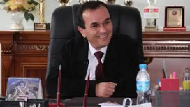 Prof. Dr. Çergeloğlu görevinden ayrıldı