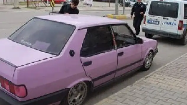 Şüpheli otomobil polisi harekete geçirdi