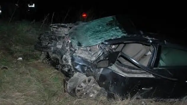 Tekirdağ'da iki otomobil çarpıştı: 5 ölü