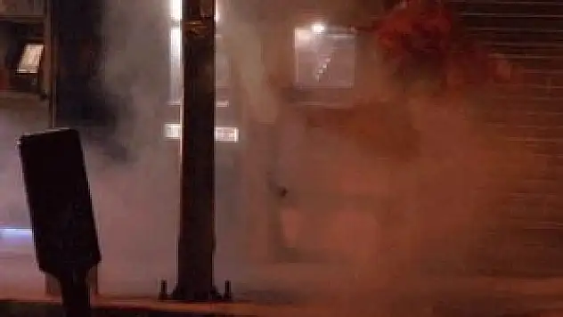 Beyoğlu'nda şüpheli paket paniği