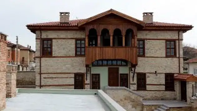 Beyşehir'de tarih yeniden canlanıyor