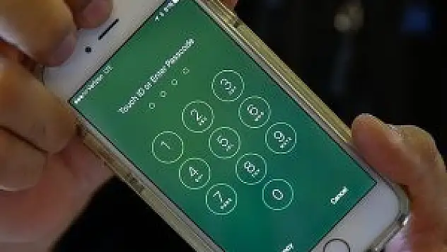 Bill Gates'ten 'şifre kırma' açıklaması