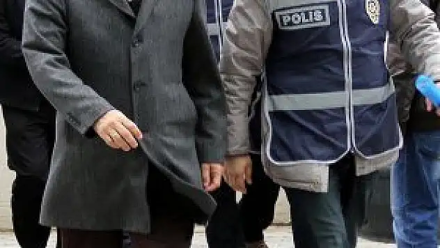 Erzurum'daki FETÖ/PDY operasyonunda gözaltına alınanlar adliyede
