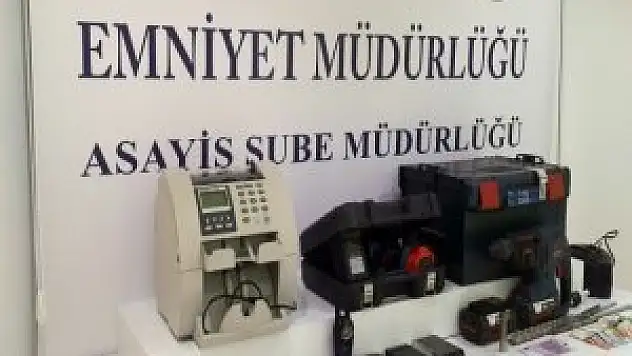 ATM fareleri yakalandı