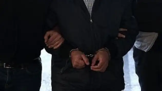 Bitlis'te terör örgütüne eleman temin eden muhtar tutuklandı