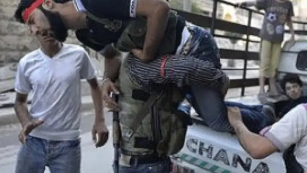 Suriye'de 42 kişi öldü