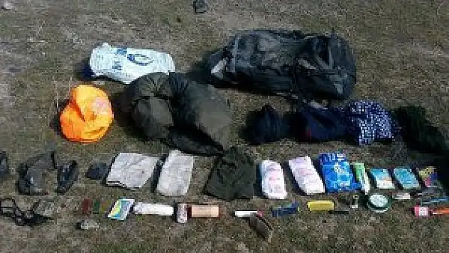 Iğdır'daki operasyonda yaşam malzemeleri ele geçirildi