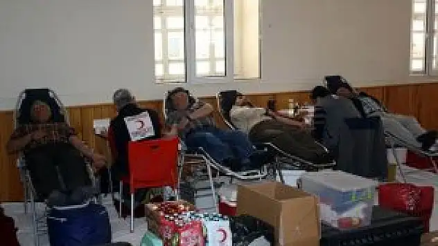 Derbent'te camide kan bağışı kampanyası