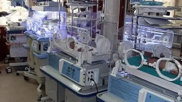 'Sağlıklı bebek için sezaryen doğum yanlış algı'