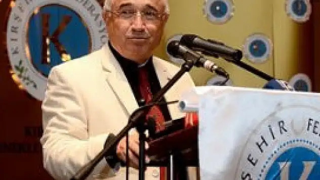 Ne çekiyorsak dilimizden çekiyoruz