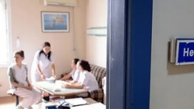 Maliye Bakanı Şimşek'ten hemşirelere müjde