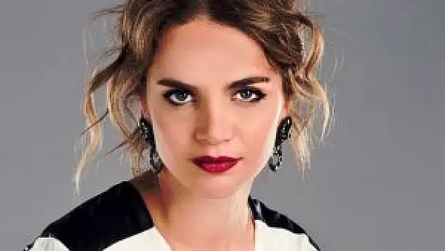 Tuğçe Kazaz'dan Diyanet'e ilginç soru