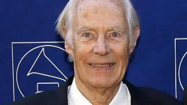 Beatles'ın yapımcısı George Martin öldü