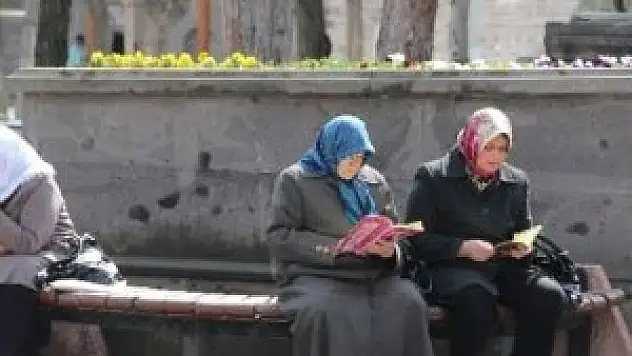 Türbelerde 'YGS' yoğunluğu