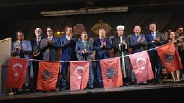 ''Bereket konvoyu'' Arnavutluk'ta