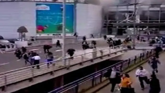 Belçika'da üçlü terör saldırıları: 34 ölü