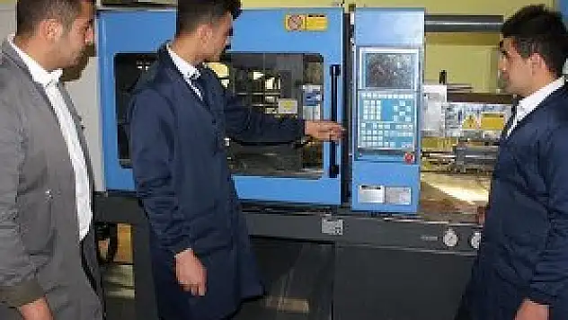 Meslek liselerinden ön lisanslara geçişte ek puan geliyor