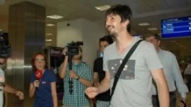 Tolga Zengin imzayı attı