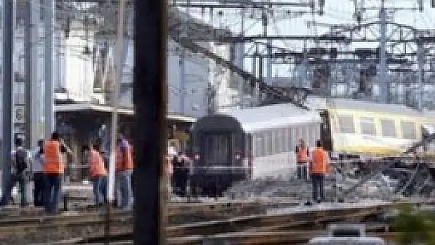 İspanya'da feci tren kazası: 77 ölü