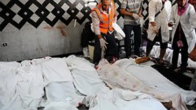 Mısır ordusu katliam yapıyor 200 ölü!