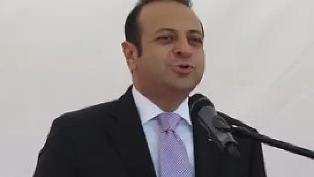 Halkına kurşun sıkana lanet olsun