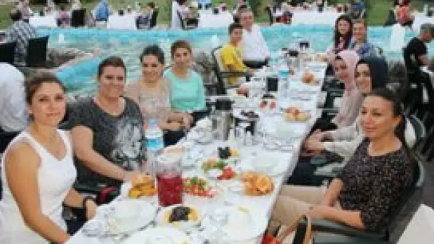 Dr. Rabia Er iftarda buluşturdu