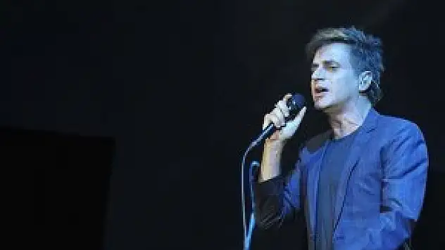 Teoman yeni klibinde mülteci dramını anlattı