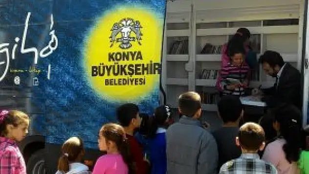 Konya Büyükşehir Belediyesinden mobil kütüphane hizmeti