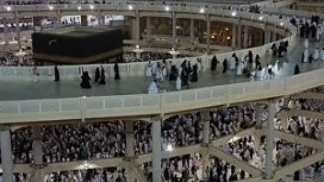 Çelik halkadan tavaf alanı hizmete açıldı