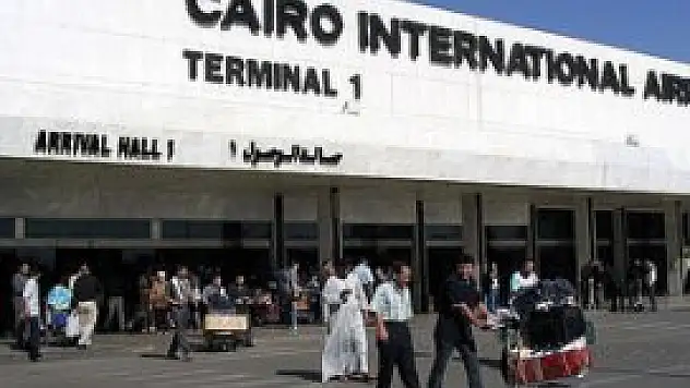 Mısır Türklere sınır kapısında vizeyi iptal etti