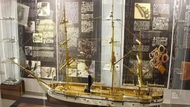 Ertuğrul Fırkateyni şehitleri anısına 'Ertuğrul Sergisi'